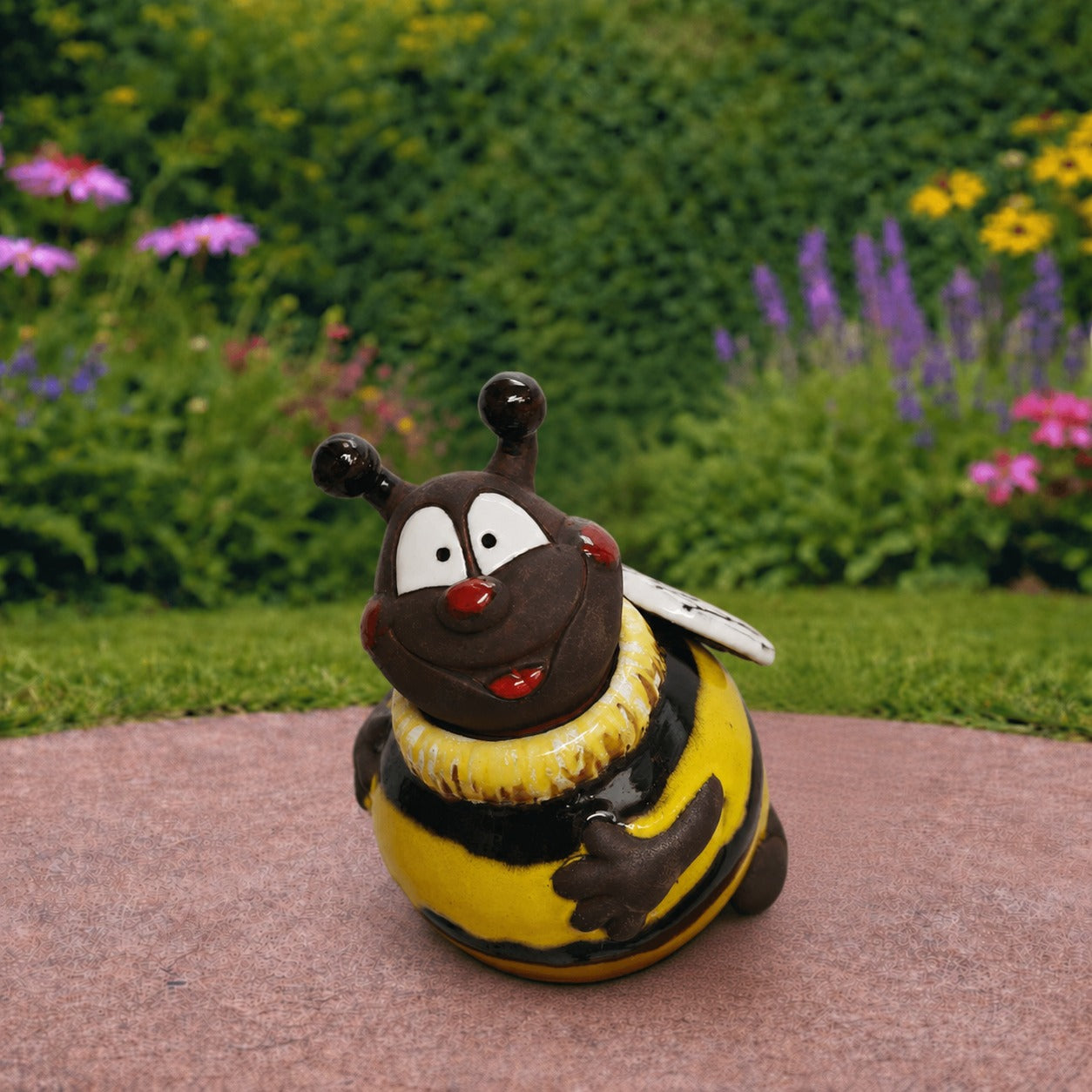 Keramik-Gartenfigur Biene handgemacht